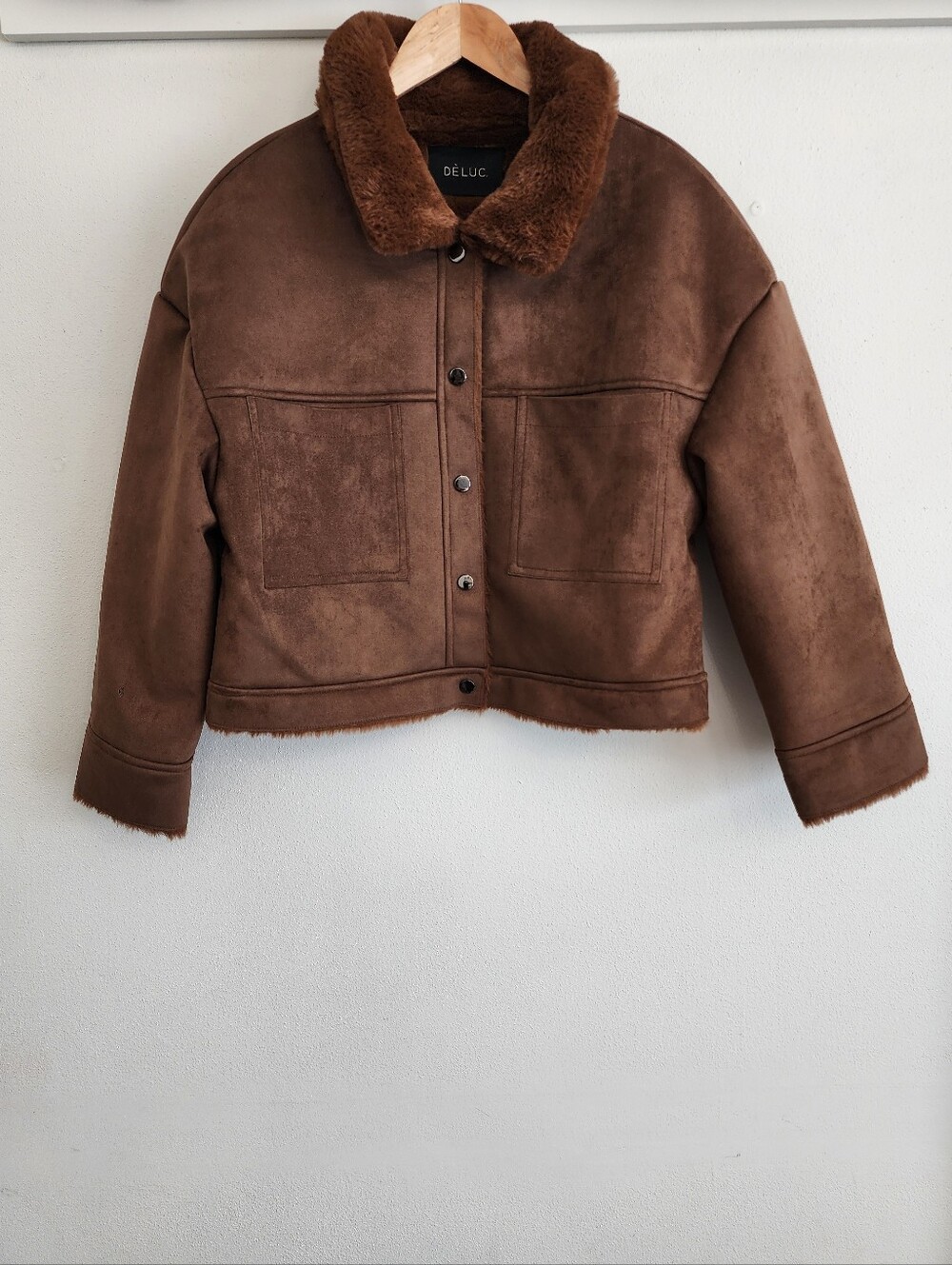 DELUC NWT Matthew Brown Faux Suede Fur Trim Cropped Jacket Coat Size M Cozy Fall - Picture 3 of 13